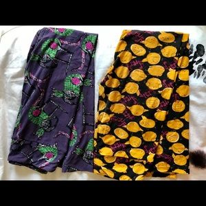 Two OS animal LLR leggings